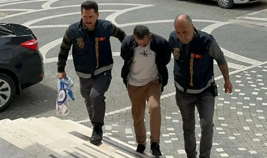 Konya’nın Akşehir ilçesinde zehir tacirlerine yönelik gerçekleştirilen geniş kapsamlı operasyonda