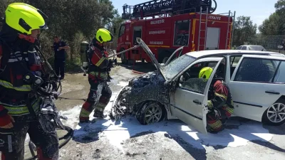Balıkesir’in Edremit ilçesinde seyir halindeyken bir anda alev almaya başlayan