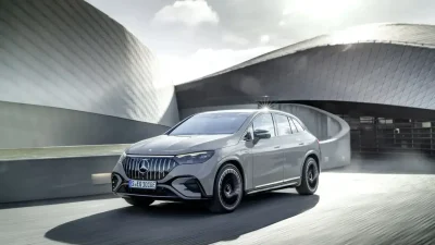 Otomobil dünyasında taşları yerinden oynatacak yeni elektrikli Mercedes-AMG GT 4-Door