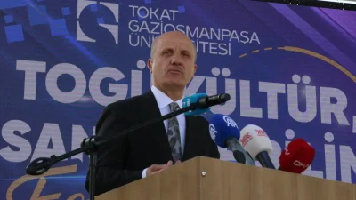 Yükseköğretim Kurulu (YÖK) Başkanı Erol Özvar, Tokat Gaziosmanpaşa Üniversitesi’nde düzenlenen