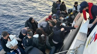 İzmir’in turistik ilçesi Çeşme’de Sahil Güvenlik ekiplerinin dikkati sayesinde büyük