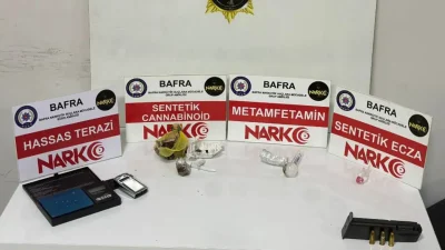 Samsun’un Bafra ilçesinde zehir tacirlerine yönelik gerçekleştirilen eş zamanlı operasyonda