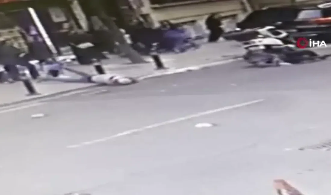 İstanbul Şişli’de meydana gelen feci kazada, seyir halindeki motosikletin çarptığı