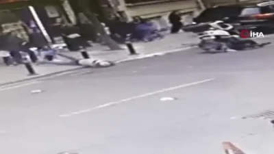 İstanbul Şişli’de meydana gelen feci kazada, seyir halindeki motosikletin çarptığı