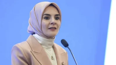 Aile ve Sosyal Hizmetler Bakanı Mahinur Özdemir Göktaş, devlet korumasından