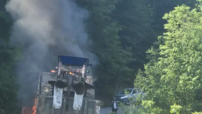 Zonguldak’ın Kozlu ilçesinde seyir halindeyken bir anda alev topuna dönen
