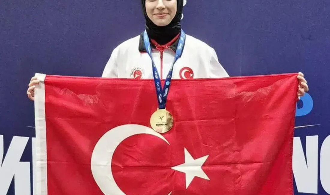 Brezilya’da düzenlenen FISU Üniversiteler Arası Dünya Muaythai Şampiyonası’nda ringe çıkan