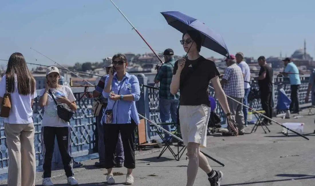 İstanbul genelinde etkisini sürdüren boğucu sıcak hava dalgasının ardından İstanbulluların