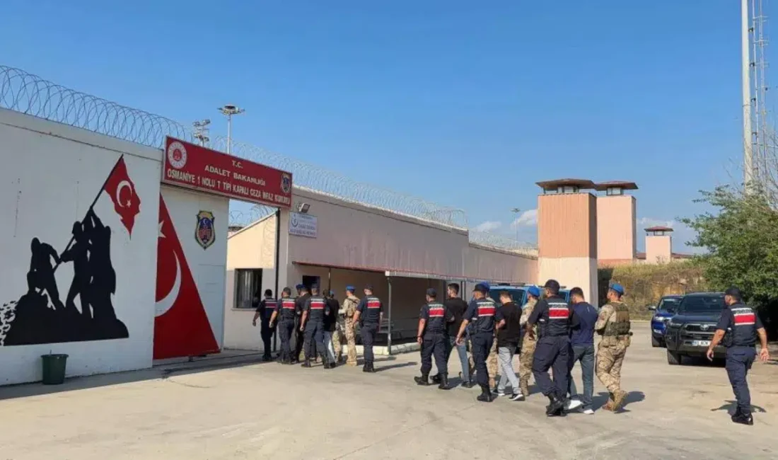 Osmaniye’nin Toprakkale ilçesinde güpegündüz yaşanan ve 2 kişinin yaralanmasıyla sonuçlanan