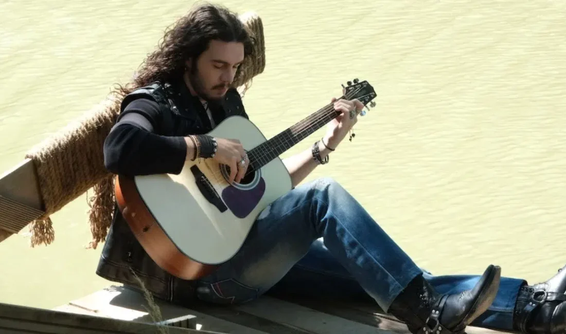 Türk rock müziğinin en parlak döneminde, henüz yolun çok başındayken