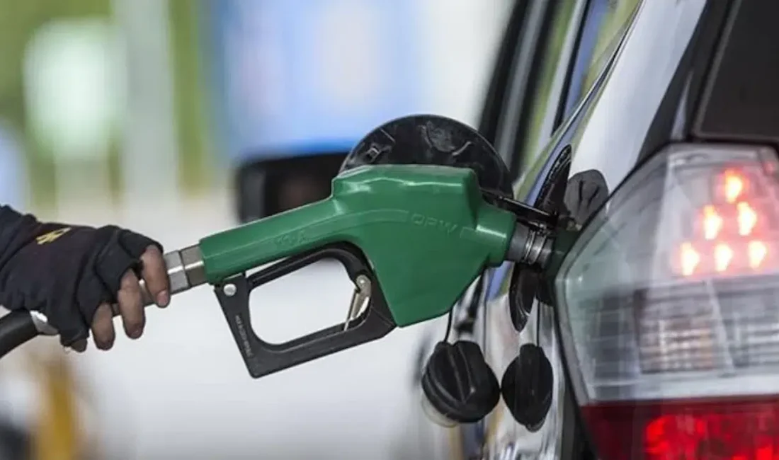 Global piyasalarda brent petrol fiyatlarında yaşanan ani gerileme yurt içinde