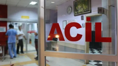 Sivas’ta iki otomobilin çarpışması sonucu meydana gelen feci kazada adeta