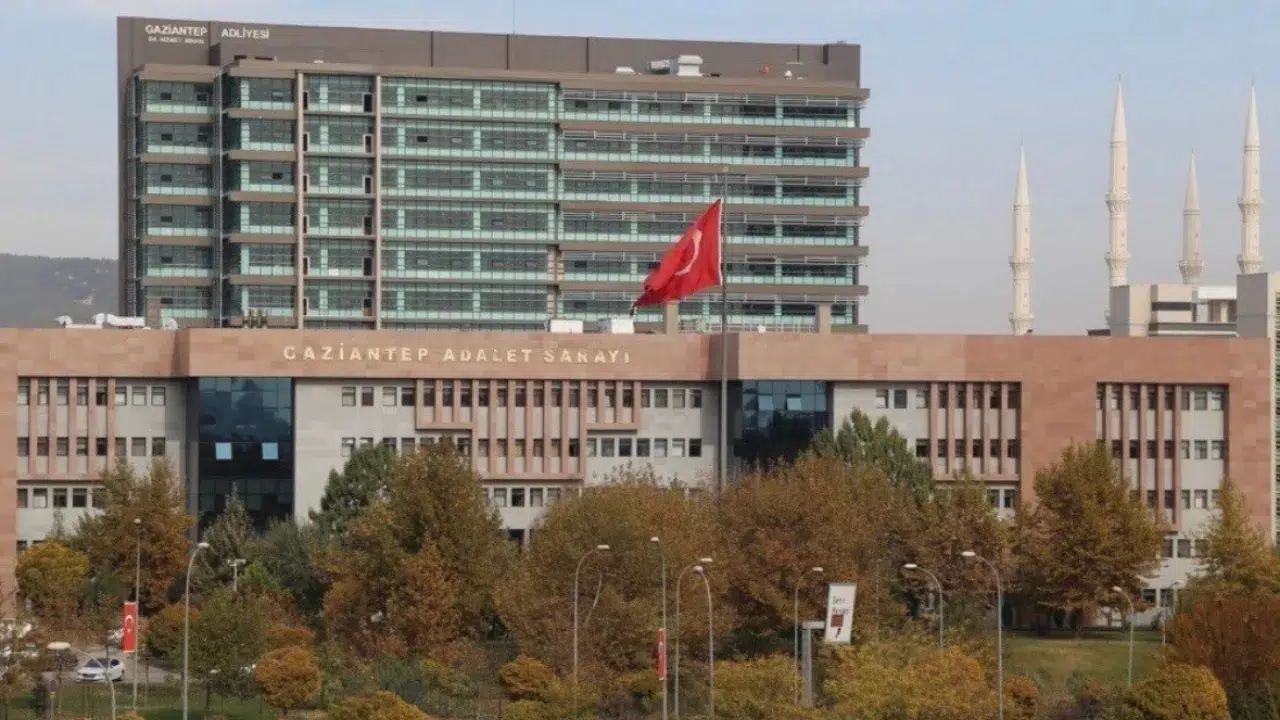 Gaziantep’te 2018 yılında lüks araçlarında yaylım ateşine tutularak katledilen Esat