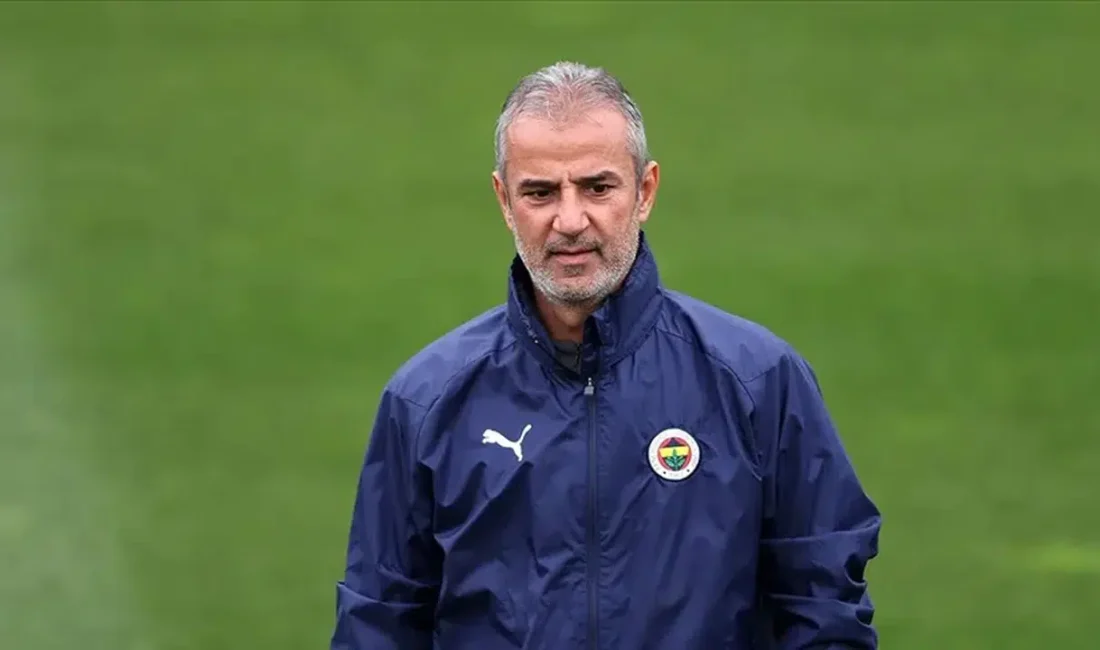 Fenerbahçe’de teknik direktörlük koltuğuna yeniden oturan İsmail Kartal, ayağının tozuyla