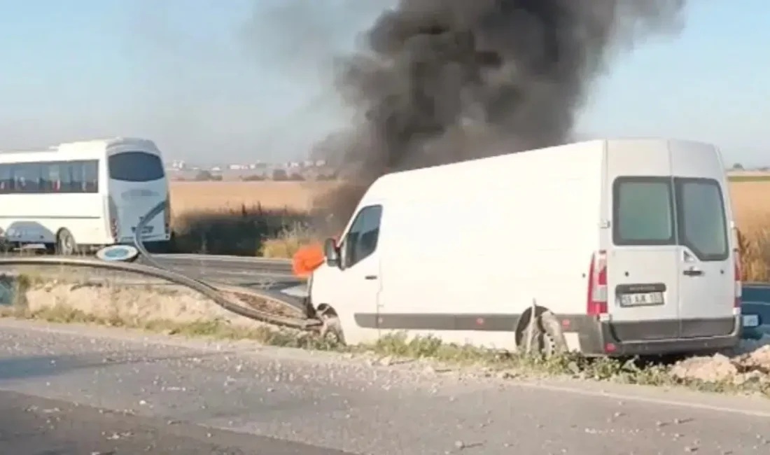 Tekirdağ’ın Kapaklı ilçesinde kontrolden çıkarak orta refüjdeki aydınlatma direğine çarpan