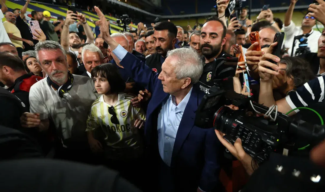 Fenerbahçe’de yeniden başkanlık koltuğuna oturan Aziz Yıldırım, camiayı heyecanlandıran çok