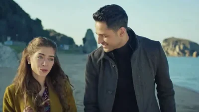 Türk sinemasının duygusal ve sürükleyici yapımlarından biri olan Prangalı Yarim