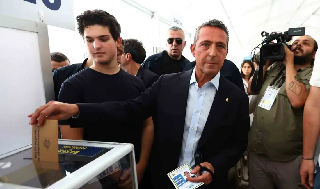 Fenerbahçe Kulübü eski başkanı Ali Koç, sarı-lacivertli camianın geleceğine dair