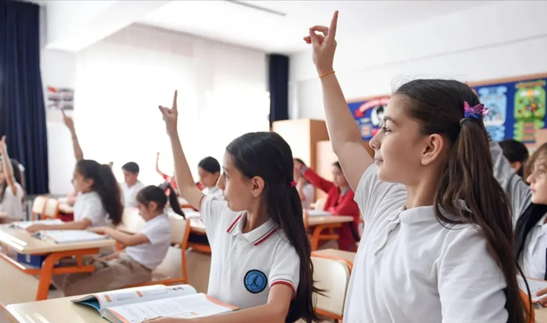 Milyonlarca öğrenci ve velinin gözü kulağı Milli Eğitim Bakanlığı’ndan gelecek