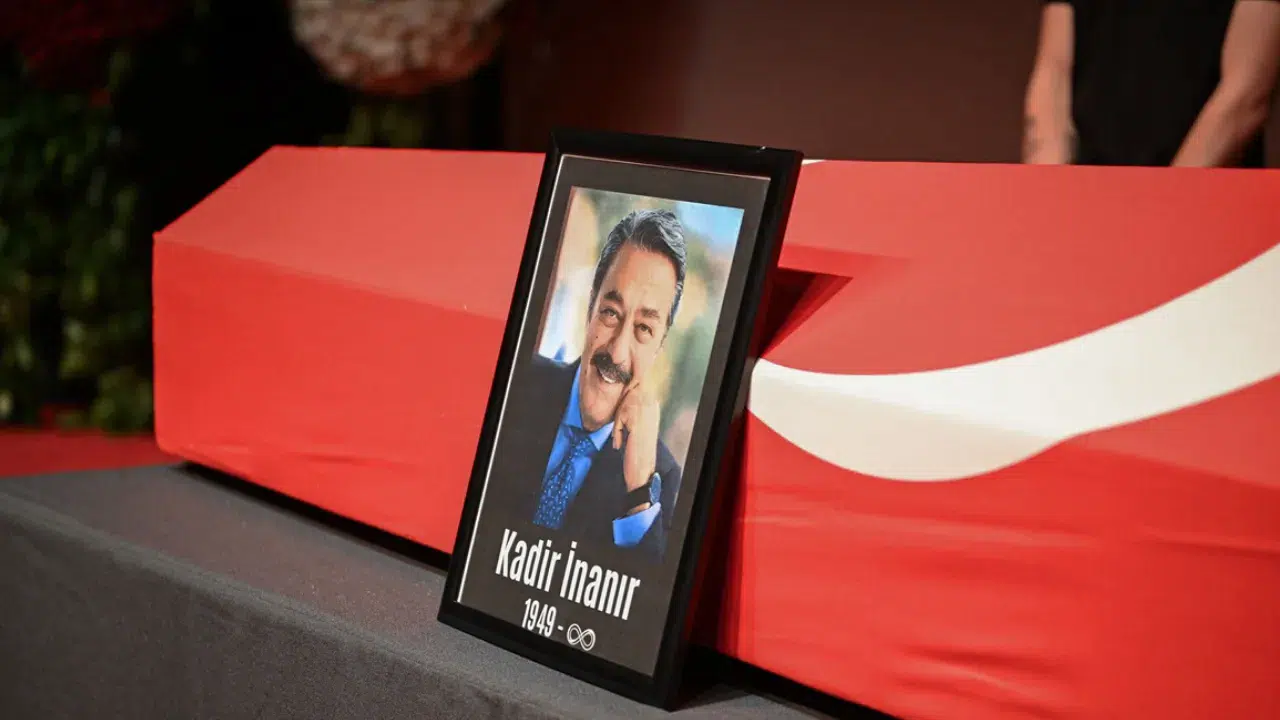 İstanbul’da tedavi gördüğü hastanede 77 yaşında hayata gözlerini yuman Yeşilçam’ın