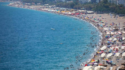 Türkiye’nin turizm başkenti Antalya, 18 milyon turist hedefiyle başladığı yeni