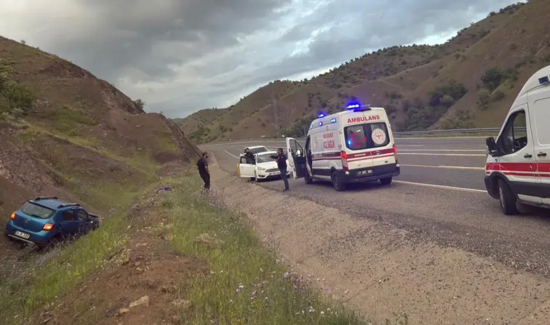 Diyarbakır’da kontrolden çıkan bir otomobilin virajı alamayarak araziye uçması sonucu
