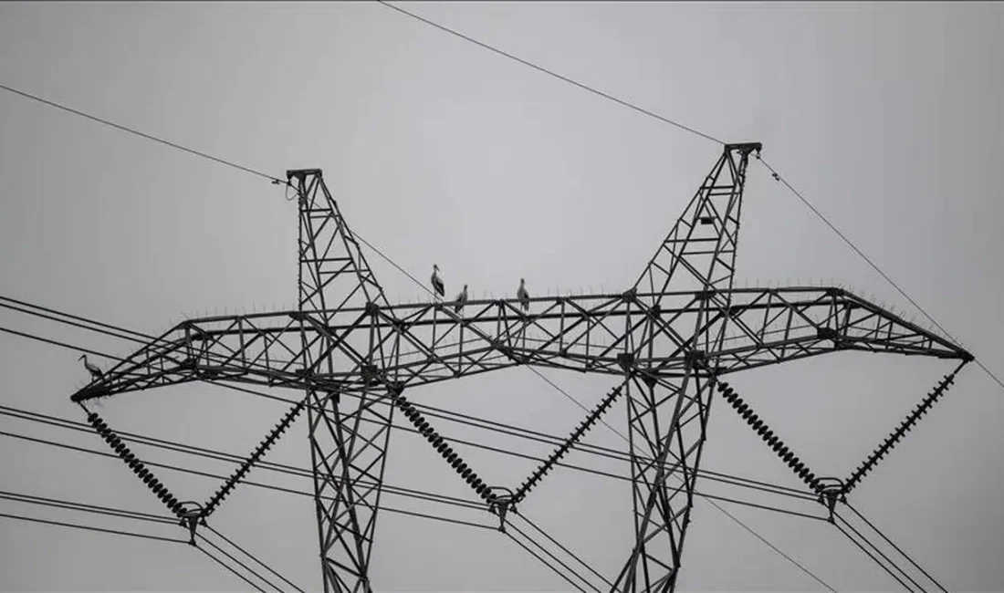 Enerji piyasalarında hareketli günler yaşanırken, spot elektrik fiyatlarındaki ani yükseliş
