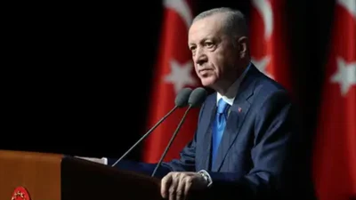 Cumhurbaşkanı Recep Tayyip Erdoğan, İstanbul Tersanesi Komutanlığı’nda düzenlenen tarihi törende
