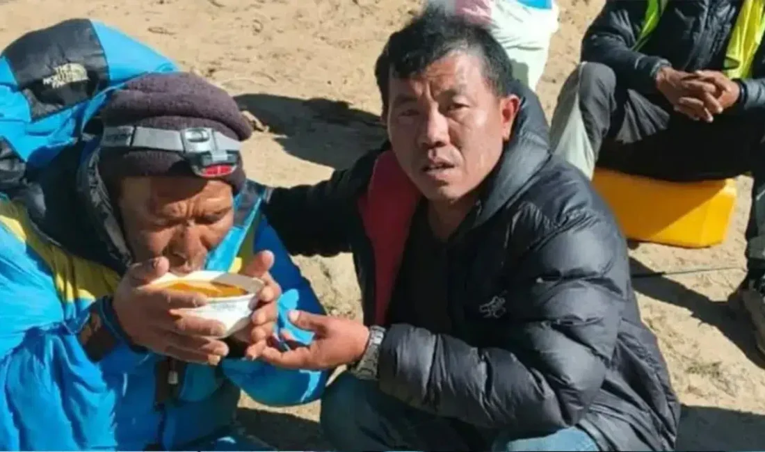 Dünyanın en yüksek zirvesi Everest’te kaybolan ve ümitlerin tamamen kesildiği