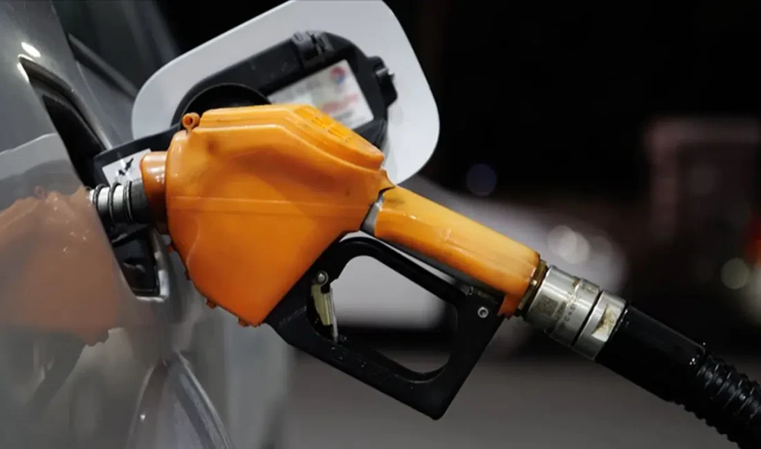 Dolar kuru ve brent petrol fiyatlarındaki hareketlilik sonrasında gözler akaryakıt