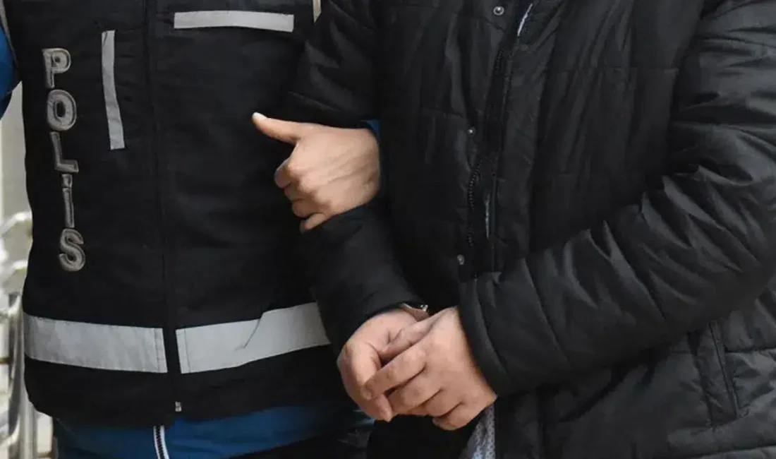 Sivas’ta güvenlik güçlerinin gerçekleştirdiği başarılı operasyonla, hakkında FETÖ üyeliğinden kesinleşmiş
