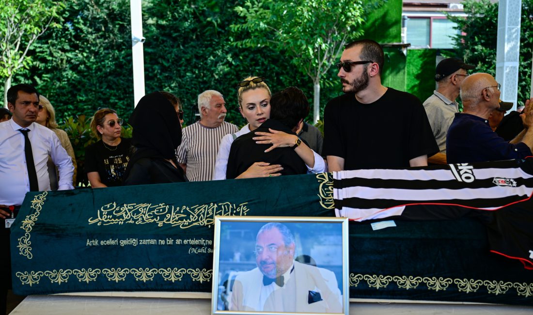 Türk televizyon tarihine damgasını vuran ünlü gazeteci ve haber spikeri