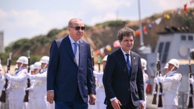 Cumhurbaşkanı Recep Tayyip Erdoğan, Romanya Cumhurbaşkanı Nicuşor Dan ile İstanbul’da