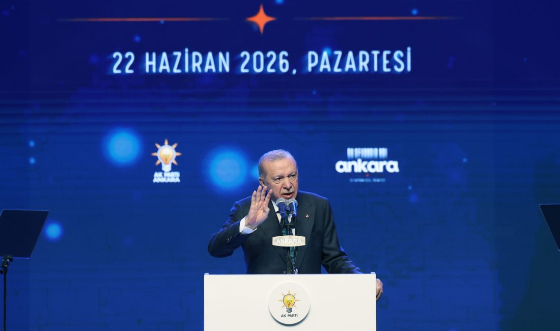 Cumhurbaşkanı Recep Tayyip Erdoğan, AK Parti Ankara Teşkilat Buluşması’nda muhalefete