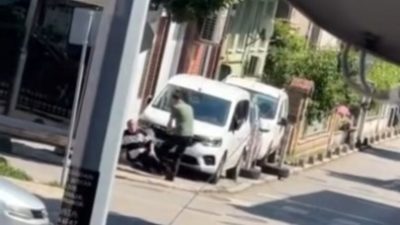 Sakarya’nın Adapazarı ilçesinde eşini takip ederek rahatsız ettiğini öne sürdüğü