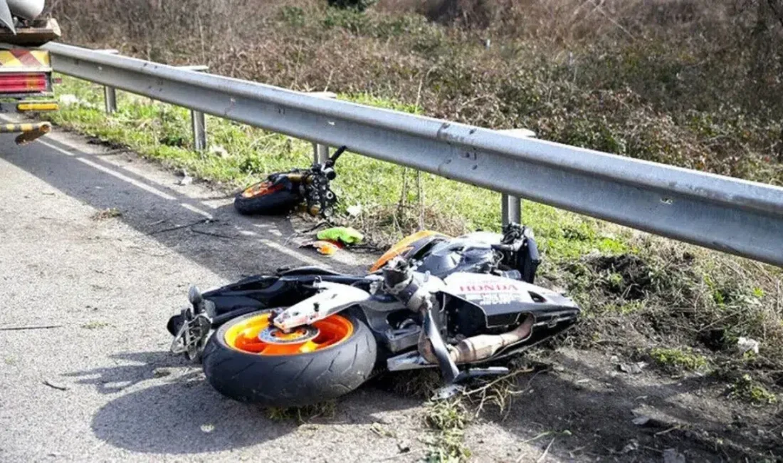 Malatya’nın Yeşilyurt ilçesinde meydana gelen korkunç trafik kazasında, otomobille çarpışan