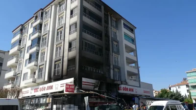 Malatya’da bir alışveriş merkezinde çıkan yangın büyük paniğe neden olurken,