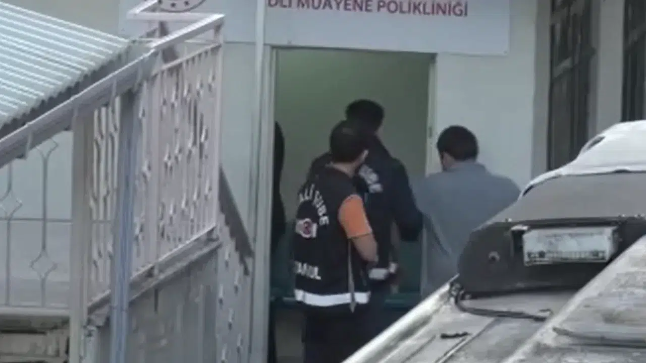 Silivri Belediyesi’ne yönelik yürütülen yolsuzluk soruşturmasında sıcak bir gelişme yaşandı.