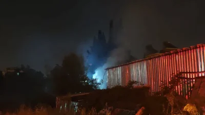 Antalya’nın Muratpaşa ilçesinde seramik parçaları satışı yapan bir iş yerinde