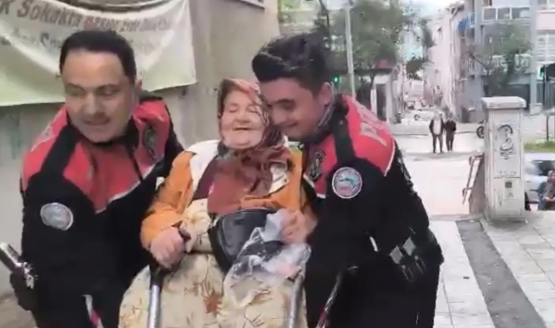 Samsun’un İlkadım ilçesinde engelli yürüteciyle evine dönmeye çalışan ancak önündeki