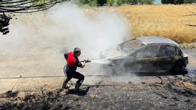 Elazığ’da seyir halindeyken motor kısmından yükselen dumanların ardından adeta alev