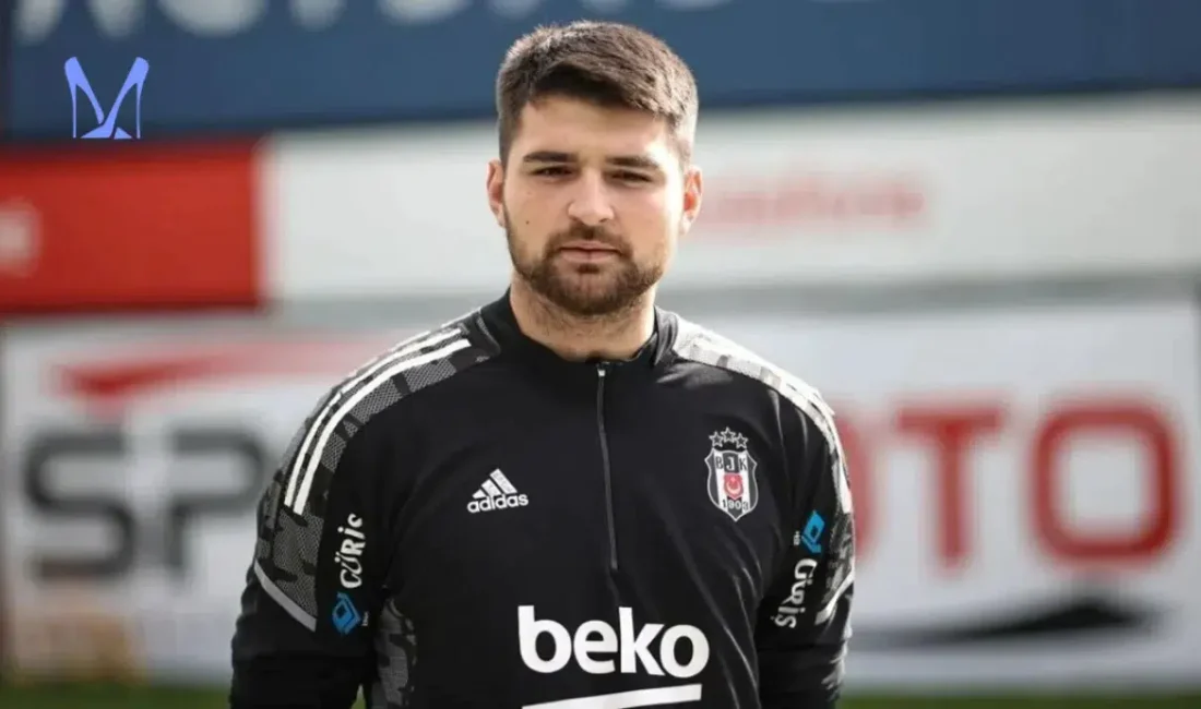 Beşiktaş altyapısından yetişerek Türk futbolunun en parlak kalecileri arasına adını