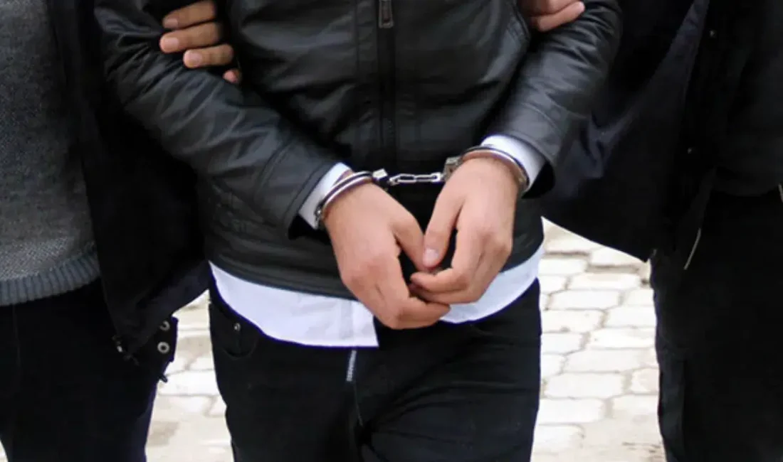 Antalya’nın Döşemealtı ilçesinde narkotik polisinin gerçekleştirdiği nefes kesen operasyonda, piyasaya