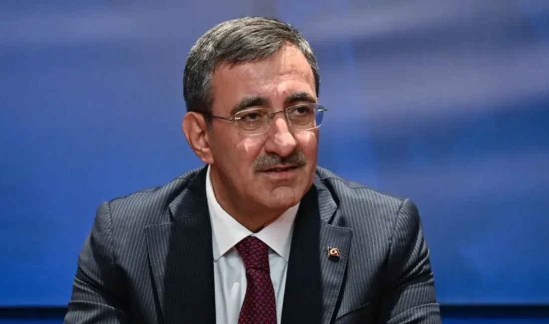 Cumhurbaşkanı Yardımcısı Cevdet Yılmaz, Türkmenistan’ın başkenti Aşkabat’ta düzenlenen dev zirveye