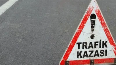 Sivas’ta sürücüsünün direksiyon hakimiyetini kaybetmesi sonucu kontrolden çıkan bir otomobil
