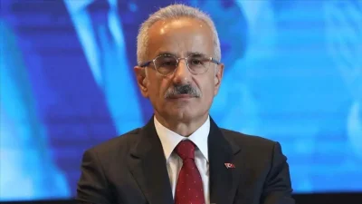 Ulaştırma ve Altyapı Bakanı Abdulkadir Uraloğlu, Babalar Günü dolayısıyla yayımladığı