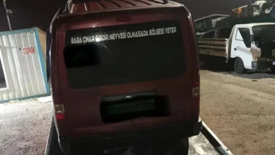 Kocaeli’de trafikte başlayan basit bir tartışmanın bıçaklı kavgaya dönüşmesiyle adeta