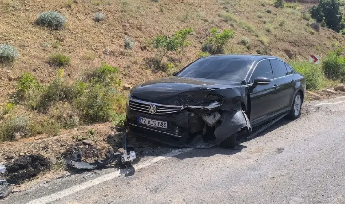 Batman’ın Gercüş ilçesinde iki otomobilin kafa kafaya çarpışması sonucu meydana