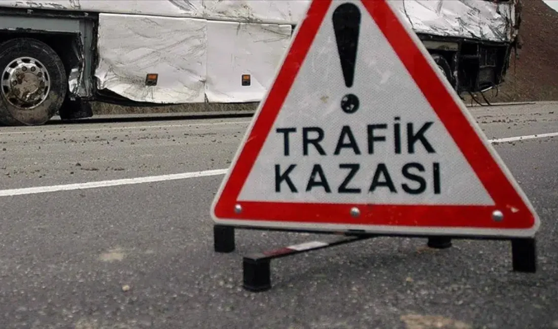 Kayseri’nin Pınarbaşı ilçesinde meydana gelen ve üç aracın birbirine girdiği