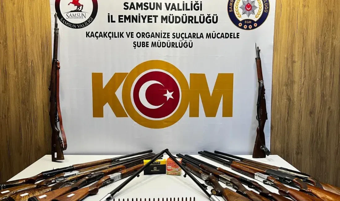 Samsun’un Atakum ilçesinde emniyet güçlerinin gerçekleştirdiği kaçak silah operasyonunda adeta